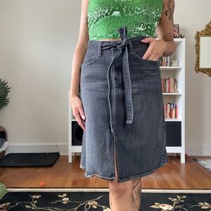 Gray Denim Skirt with Belt